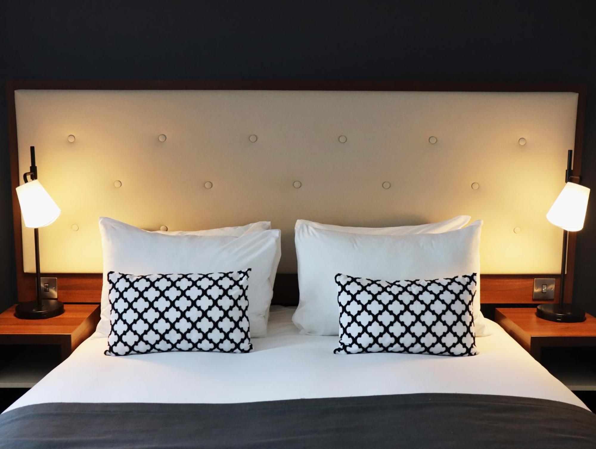 Garner Preston Samlesbury By Ihg Престон